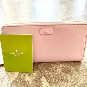 Kate Spade microfiber Wallet